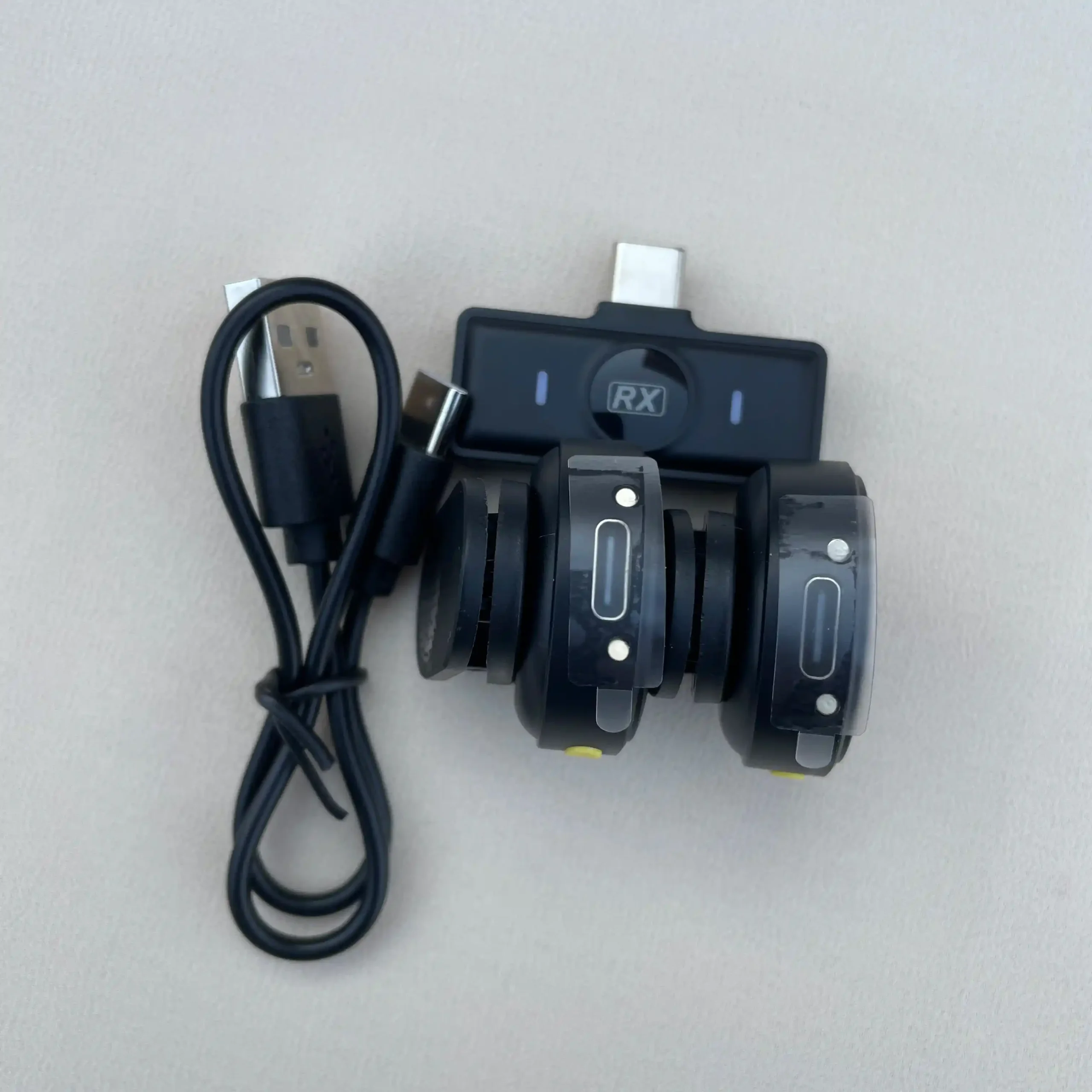 Q8 Magnetic Wireless Microphone - Portable Wireless Mic for Smartphones and PCs - Image 10