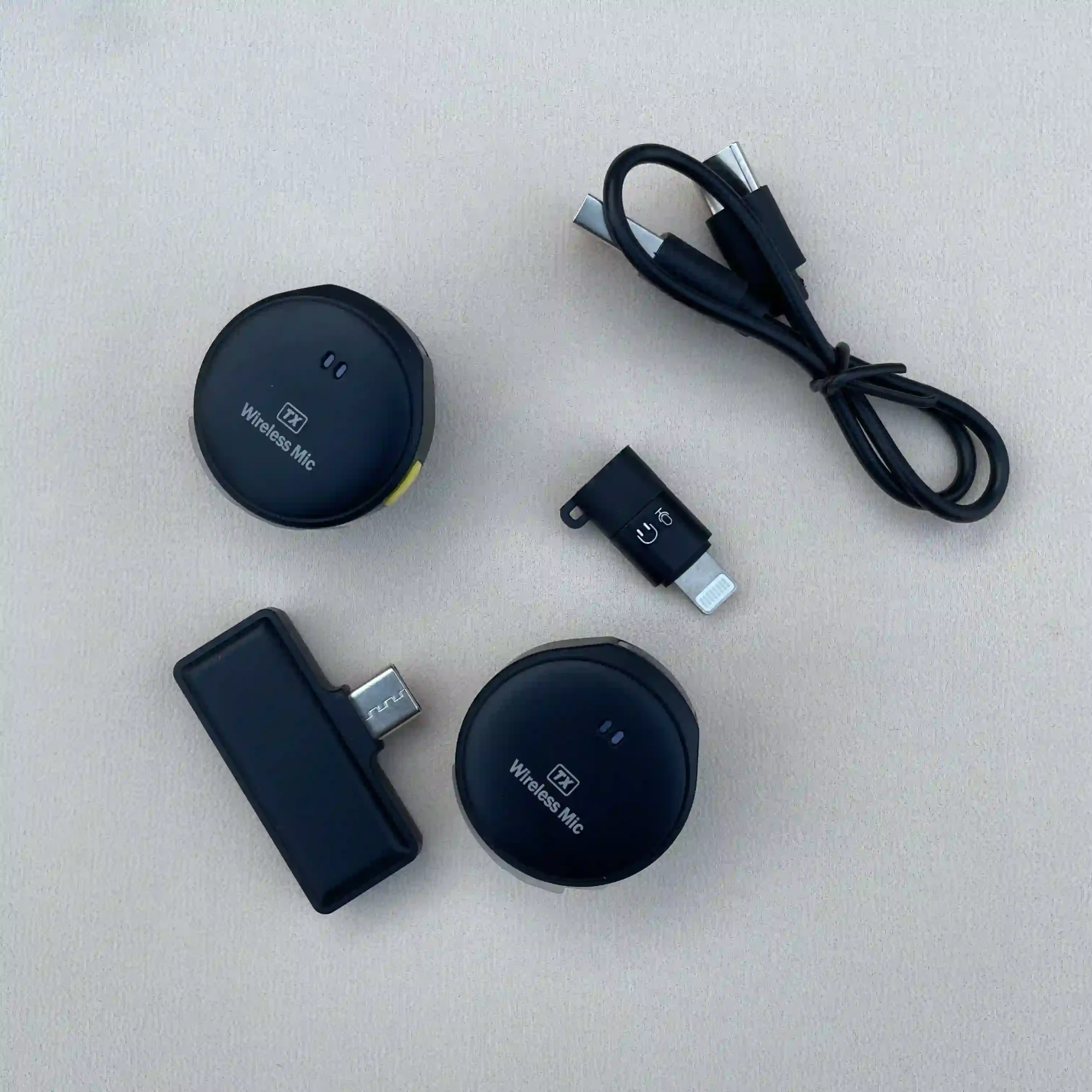 Q8 Magnetic Wireless Microphone - Portable Wireless Mic for Smartphones and PCs - Image 8