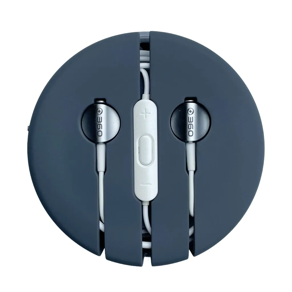 techify.pk-handfree-with-high-volume-with-extra-eartips-